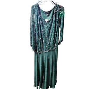 EMBROIDERED SEQUIN GOWN EVENING FORMAL DRESS PLUS SIZE 20W